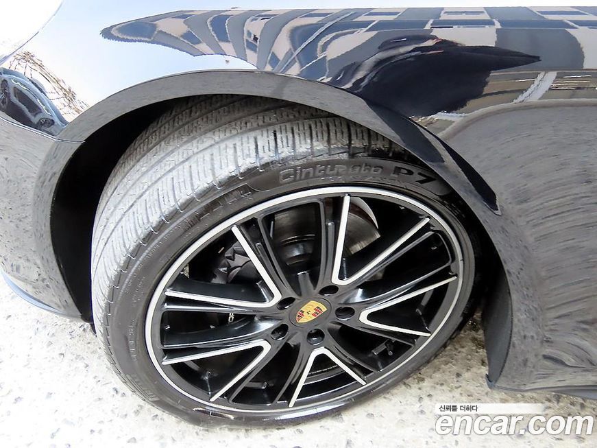 Porsche Panamera 2020