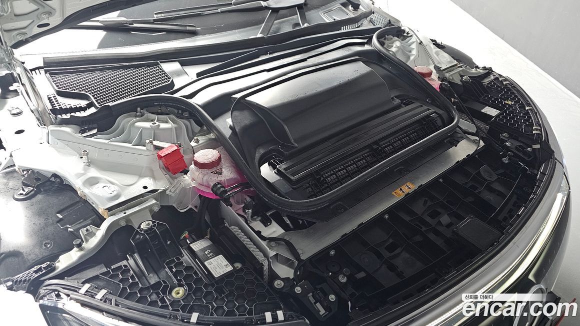 Mercedes-Benz EQS 2023