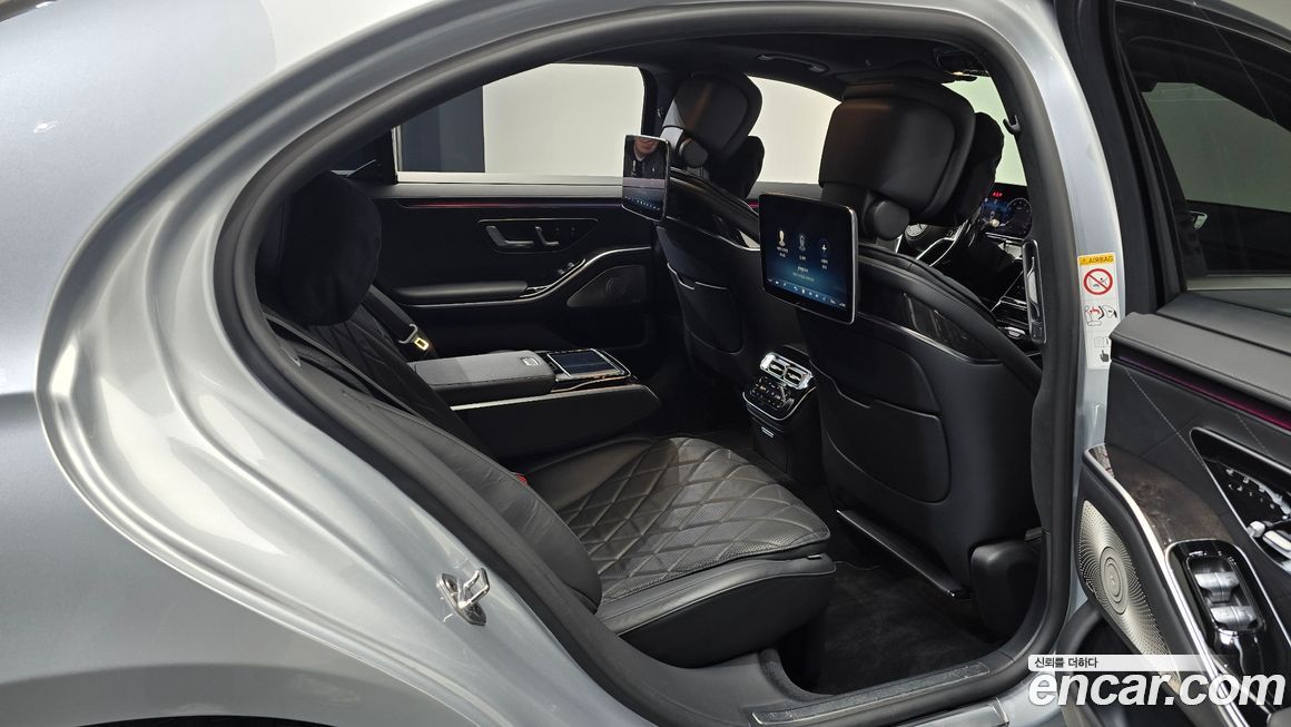 Mercedes-Benz S-Class 2021