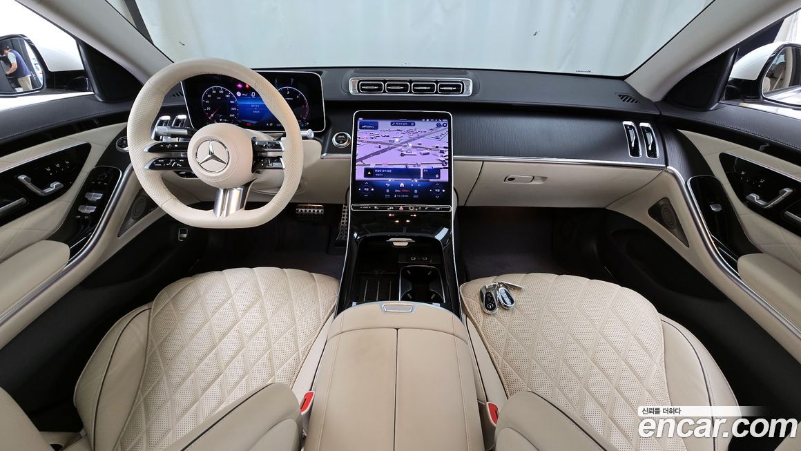Mercedes-Benz S-Class 2023