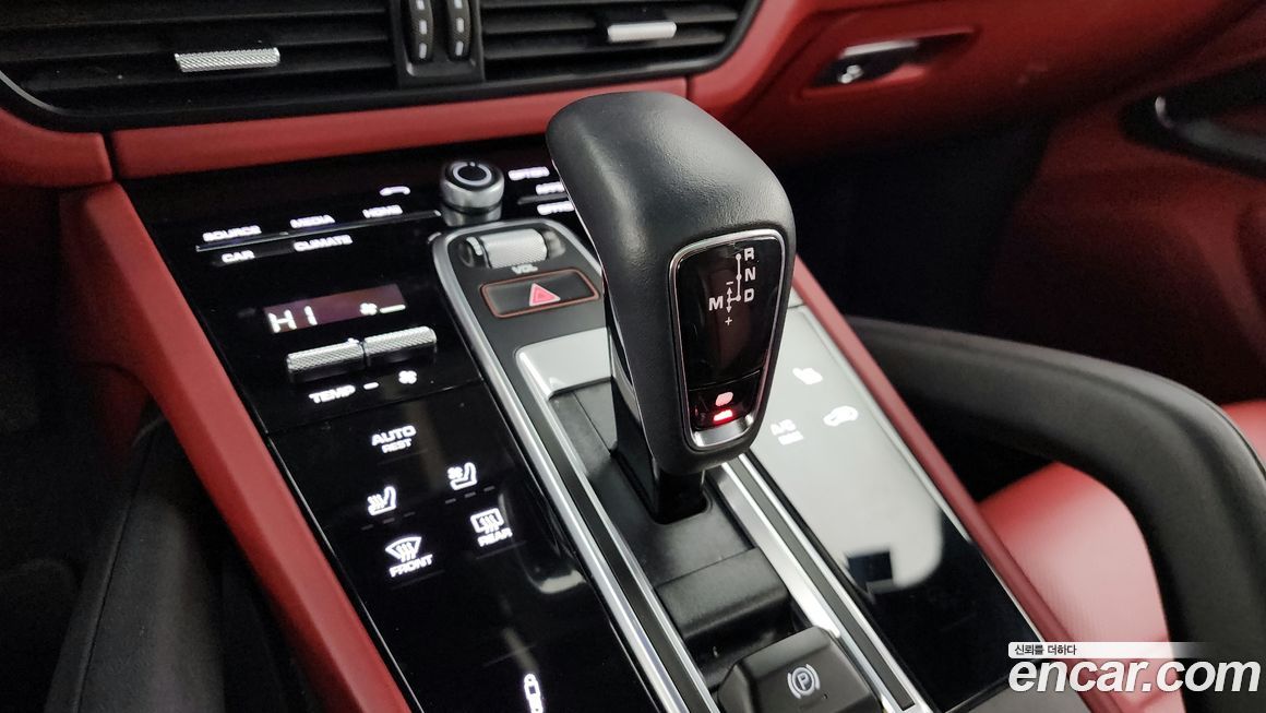 Porsche Cayenne 2023