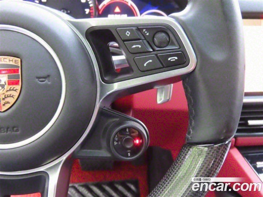 Porsche Cayenne 2021