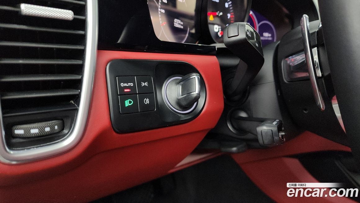 Porsche Cayenne 2023