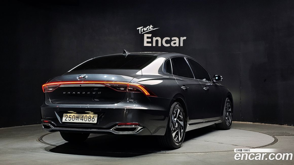 Hyundai Grandeur 2022