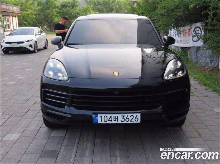 Porsche Cayenne 2021