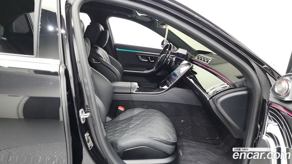 Mercedes-Benz S-Class 2023