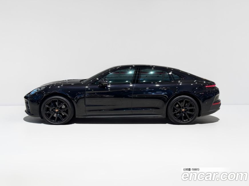 Porsche Panamera 2024