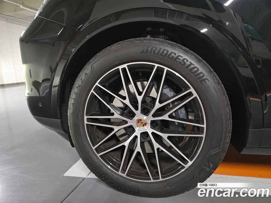 Porsche Cayenne 2025