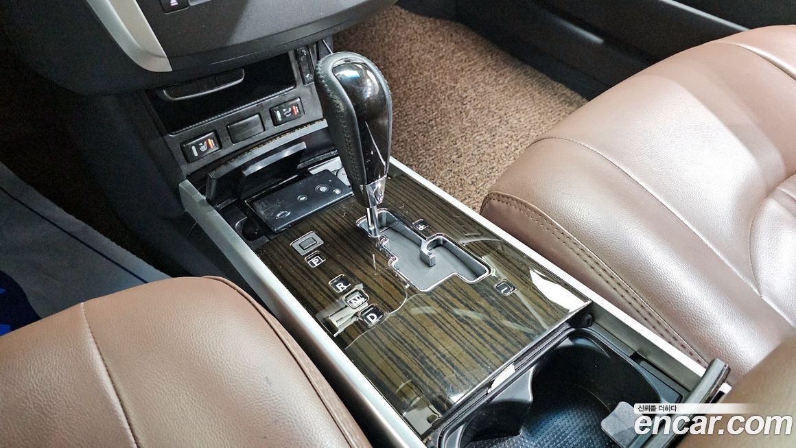 Renault-KoreaSamsung SM7 2011