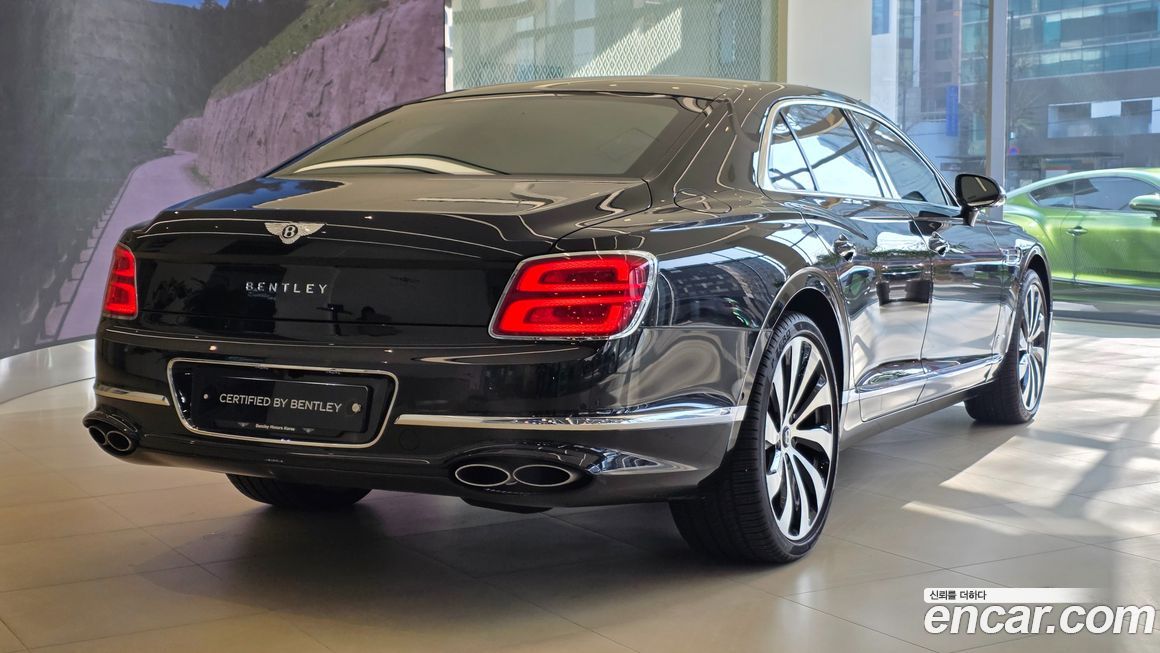 Bentley Flying Spur 2024