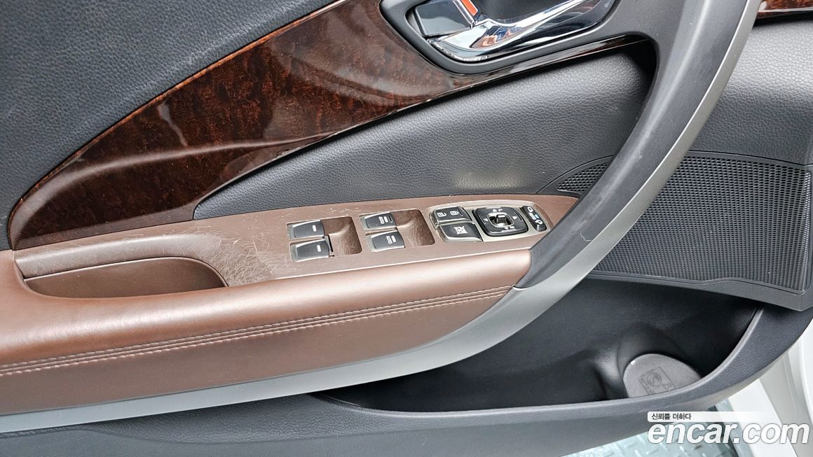 Hyundai Grandeur 2014