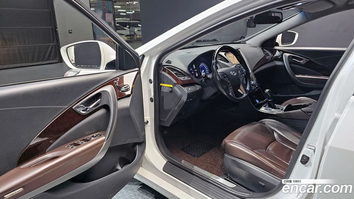 Hyundai Grandeur 2014