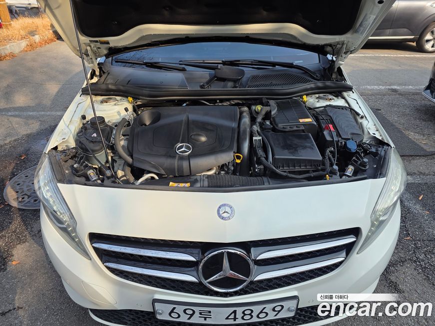 Mercedes-Benz A-Class 2014