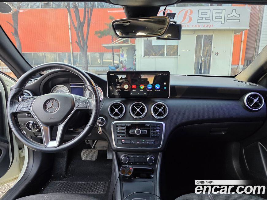 Mercedes-Benz A-Class 2014