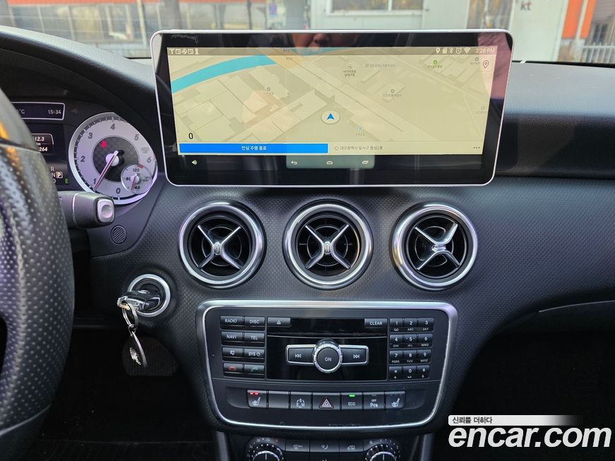 Mercedes-Benz A-Class 2014