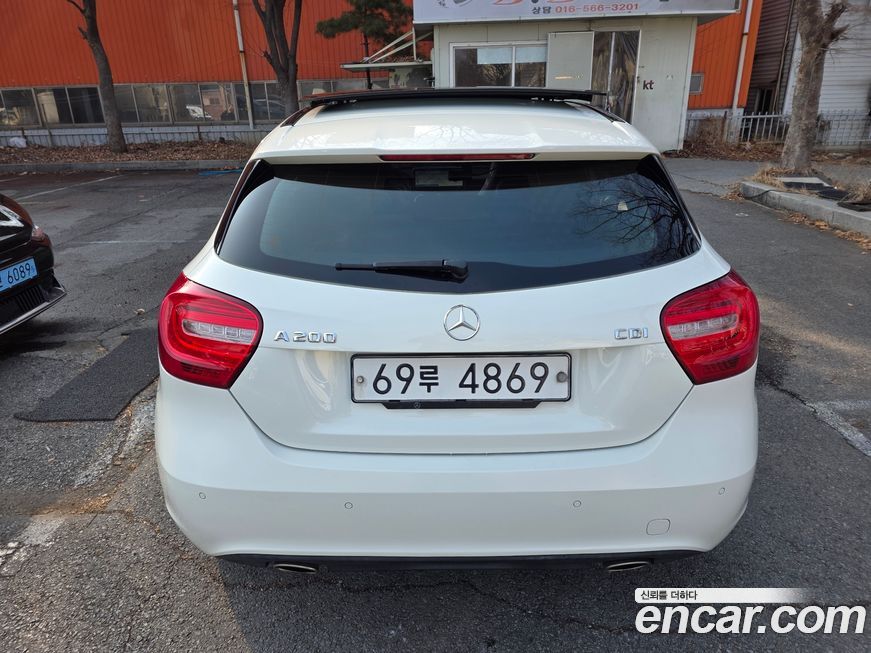 Mercedes-Benz A-Class 2014