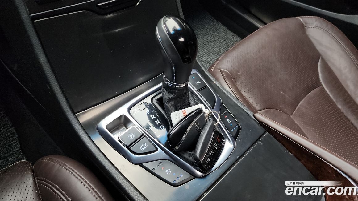 Hyundai Grandeur 2016