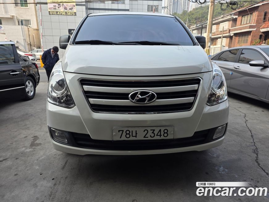 Hyundai Starex 2018