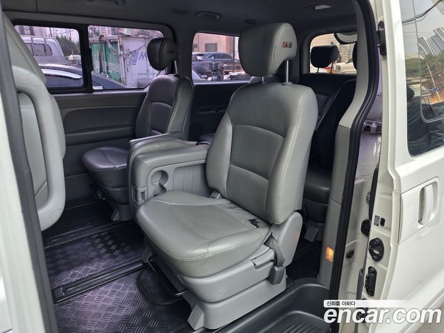 Hyundai Starex 2018