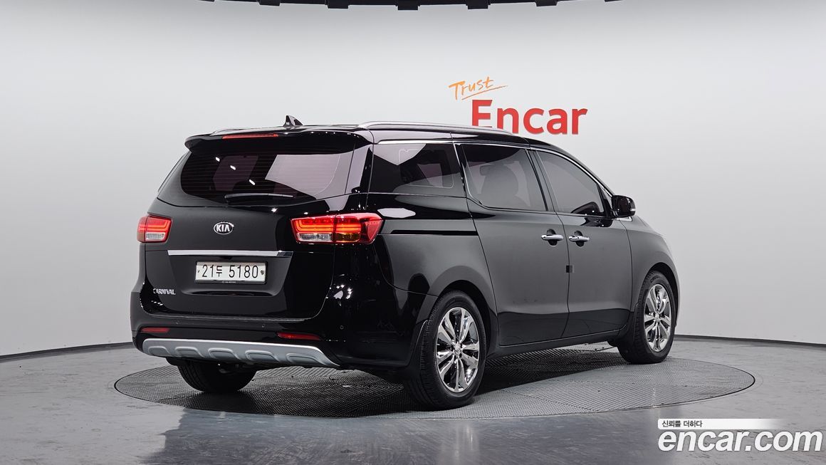 Kia Canival 2018