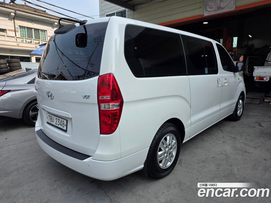 Hyundai Starex 2018