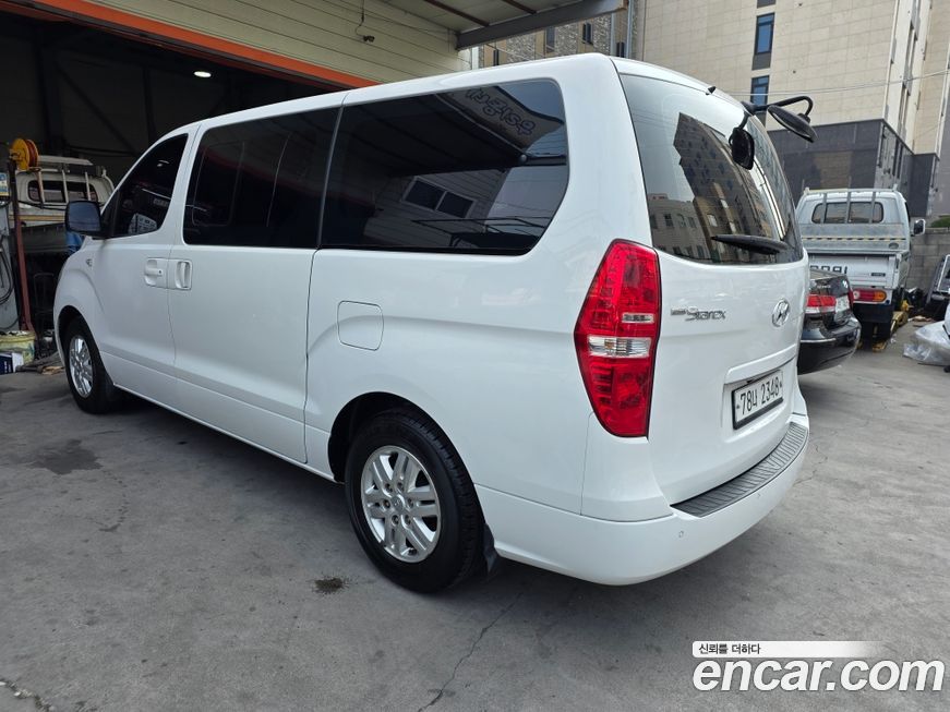 Hyundai Starex 2018