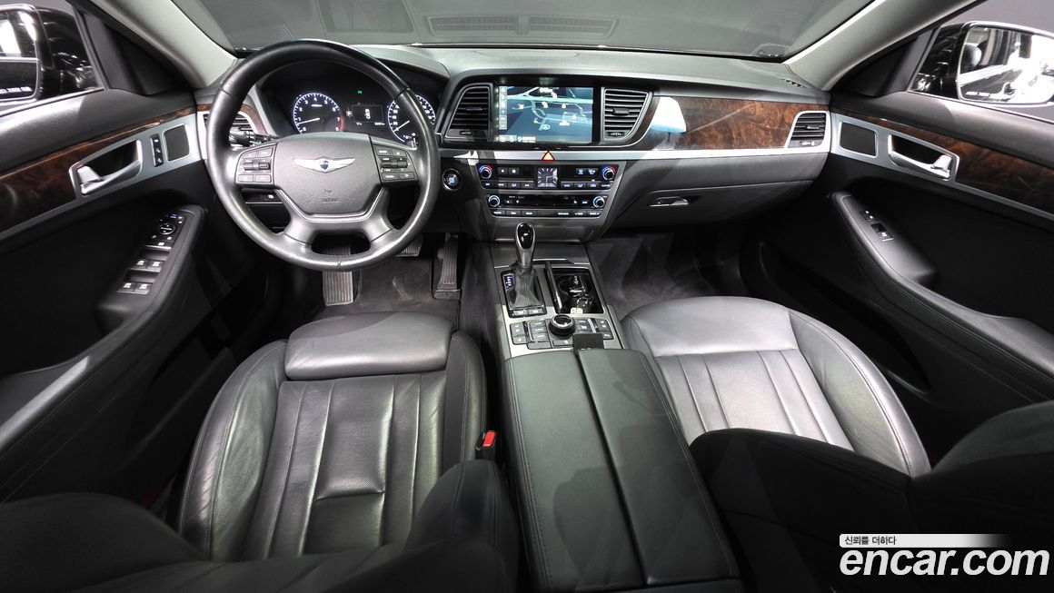 Hyundai Genesis 2015