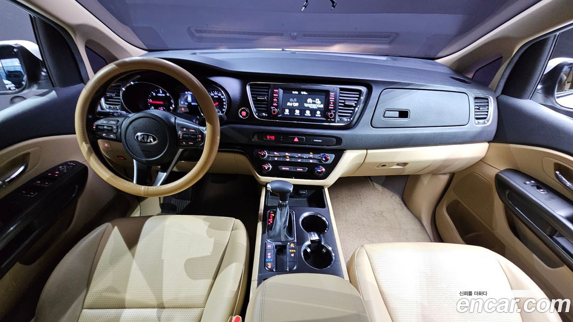 Kia Canival 2019