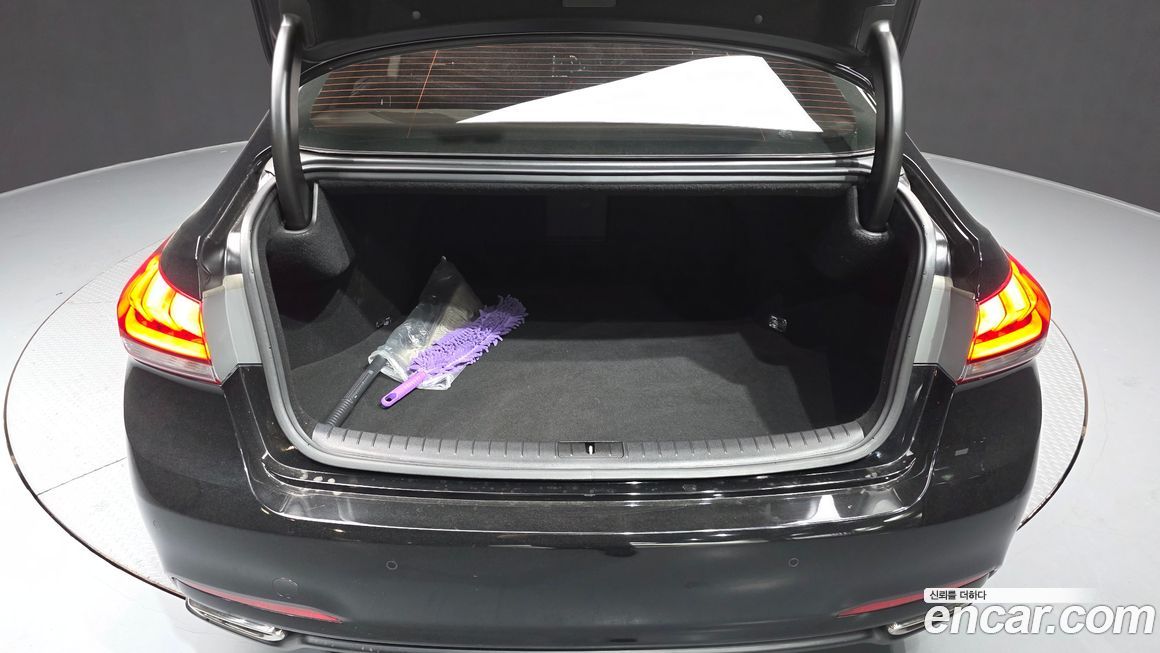 Hyundai Genesis 2015