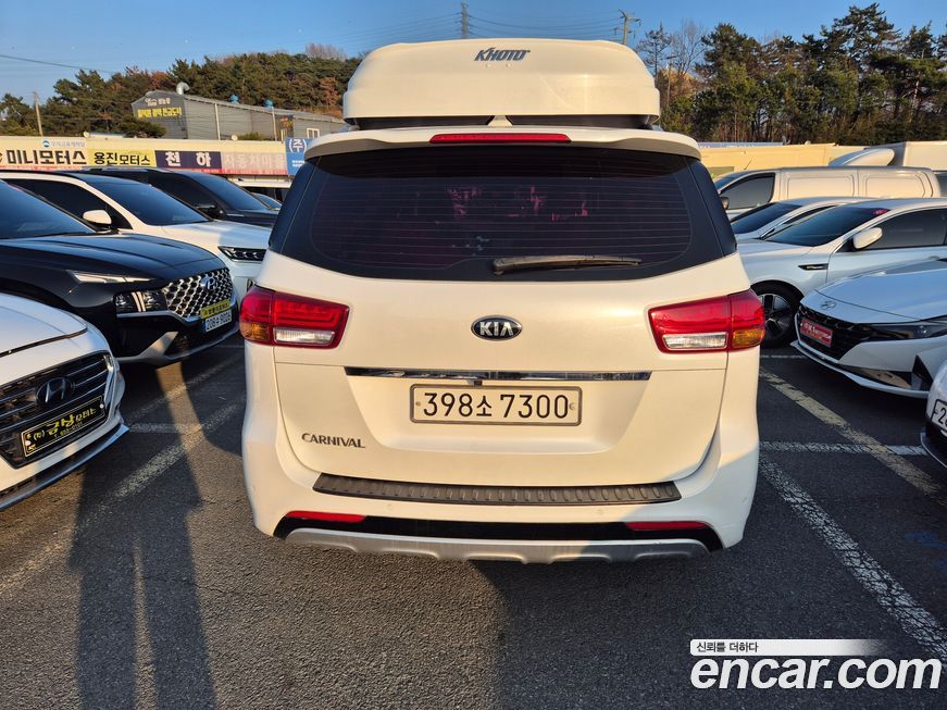 Kia Canival 2017