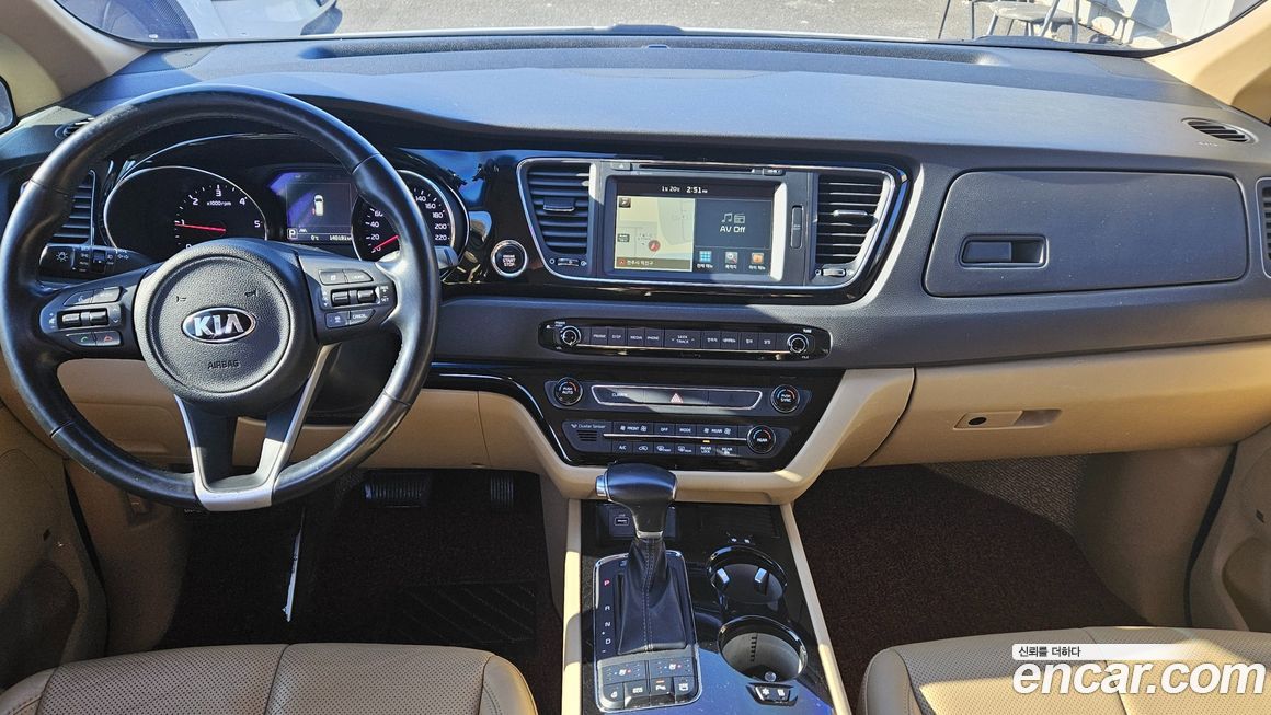 Kia Canival 2018