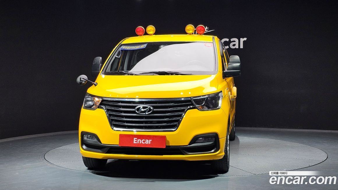 Hyundai Starex 2019