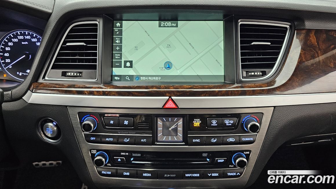 Hyundai Genesis 2016