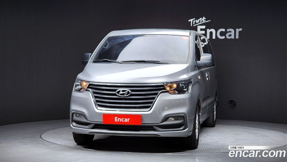 Hyundai Starex 2021