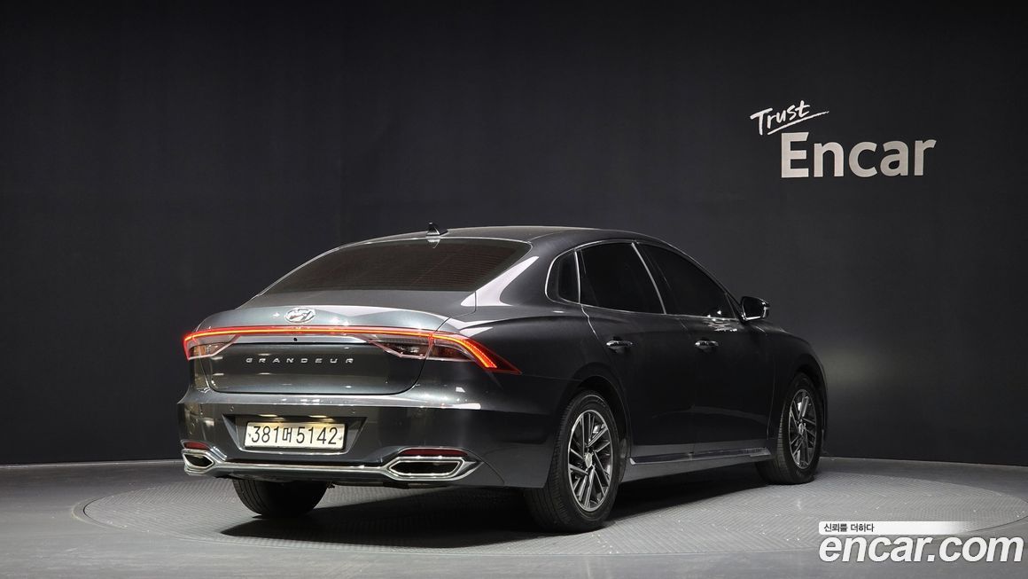 Hyundai Grandeur 2021