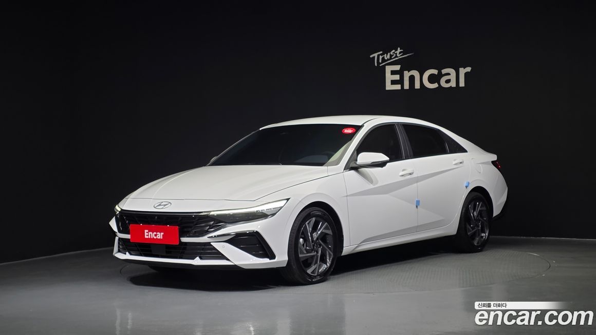 Hyundai AVANTE 2025