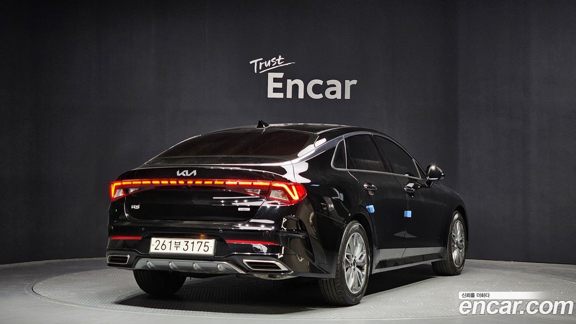 Kia K5 2023