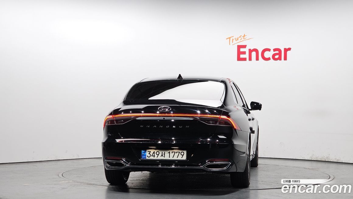 Hyundai Grandeur 2022