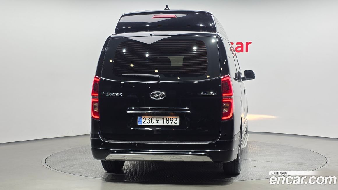 Hyundai Starex 2019