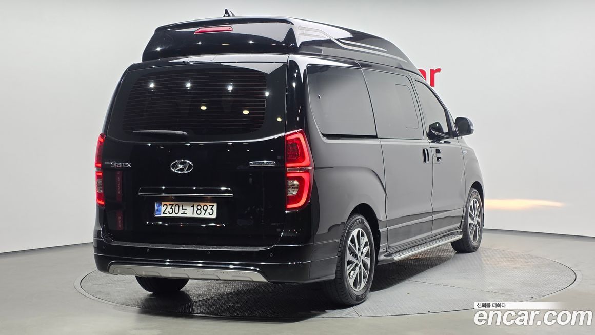 Hyundai Starex 2019