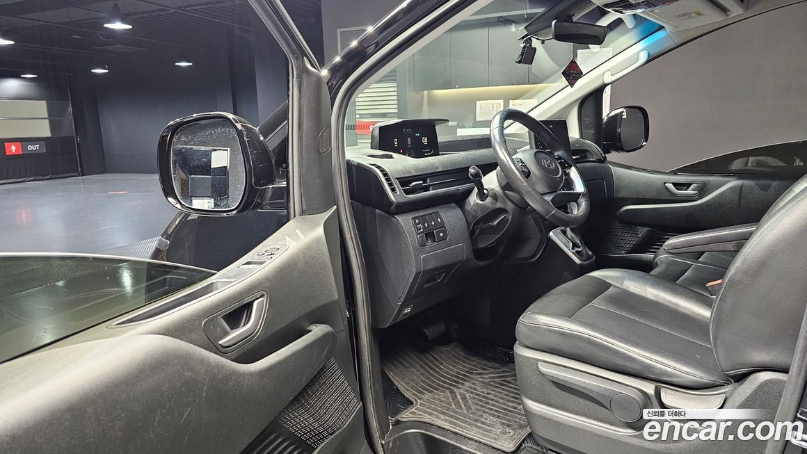 Hyundai Staria 2023
