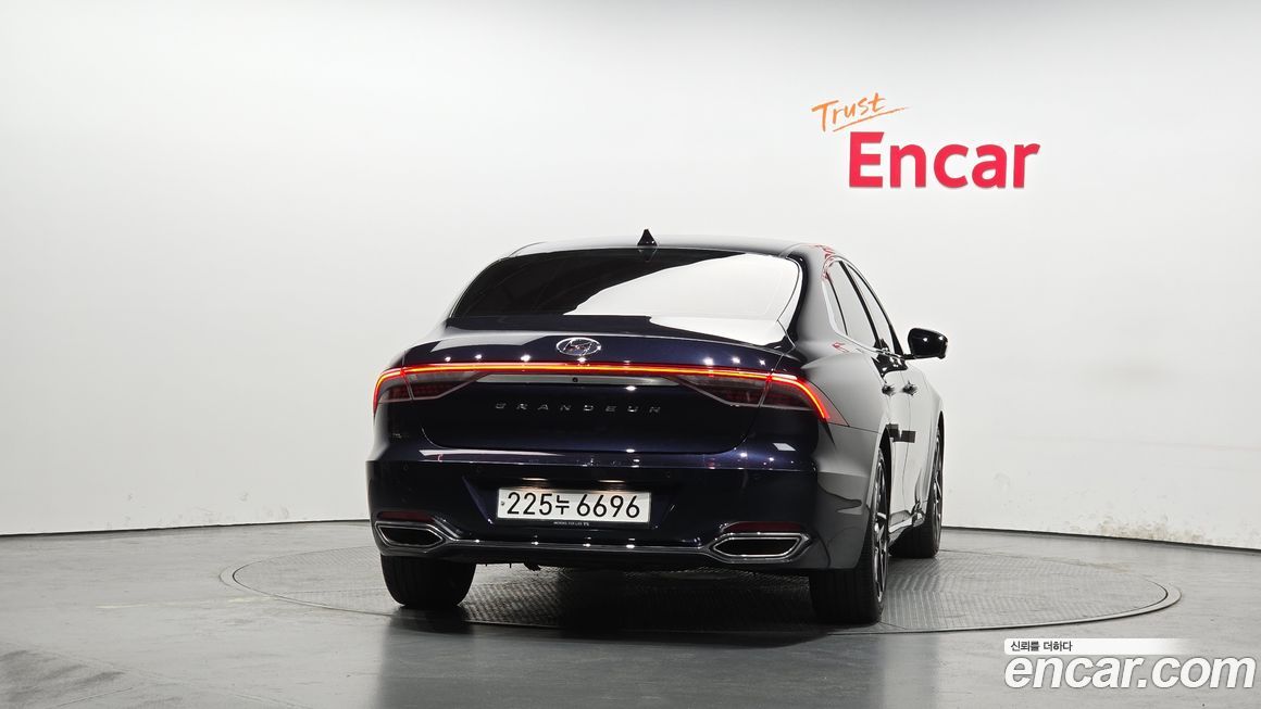 Hyundai Grandeur 2020