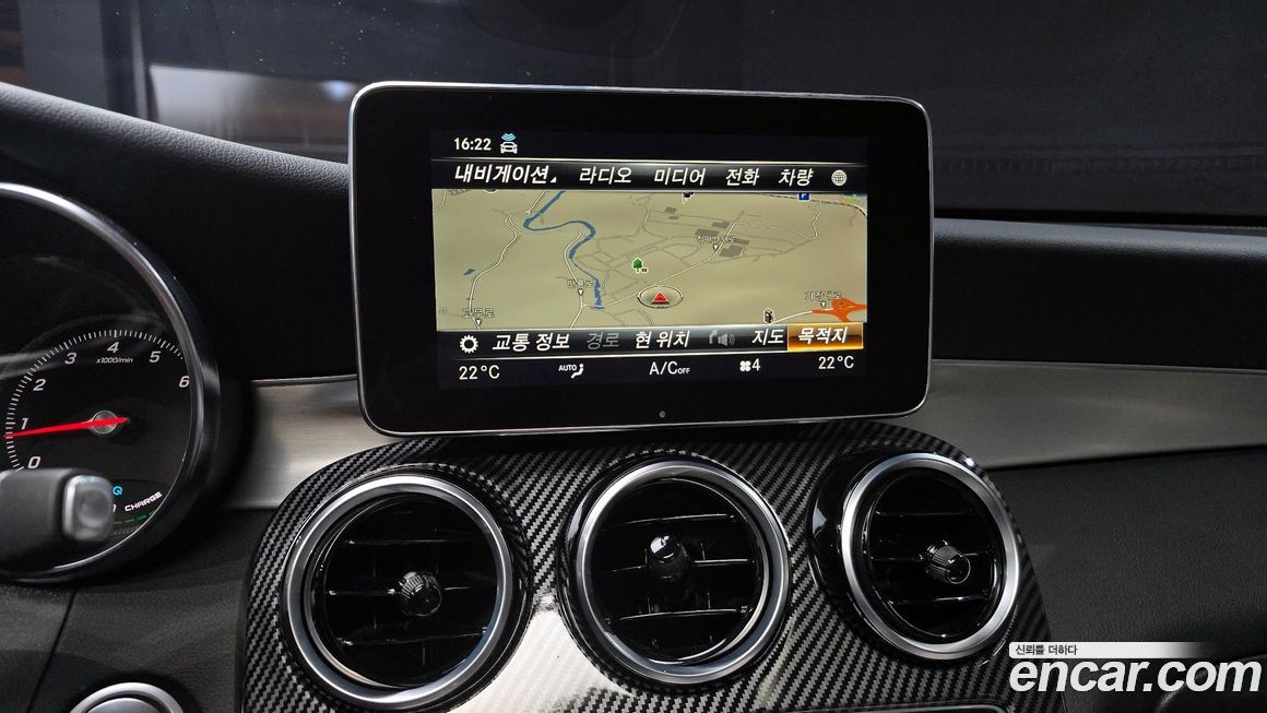 Mercedes-Benz GLC-Class 2019