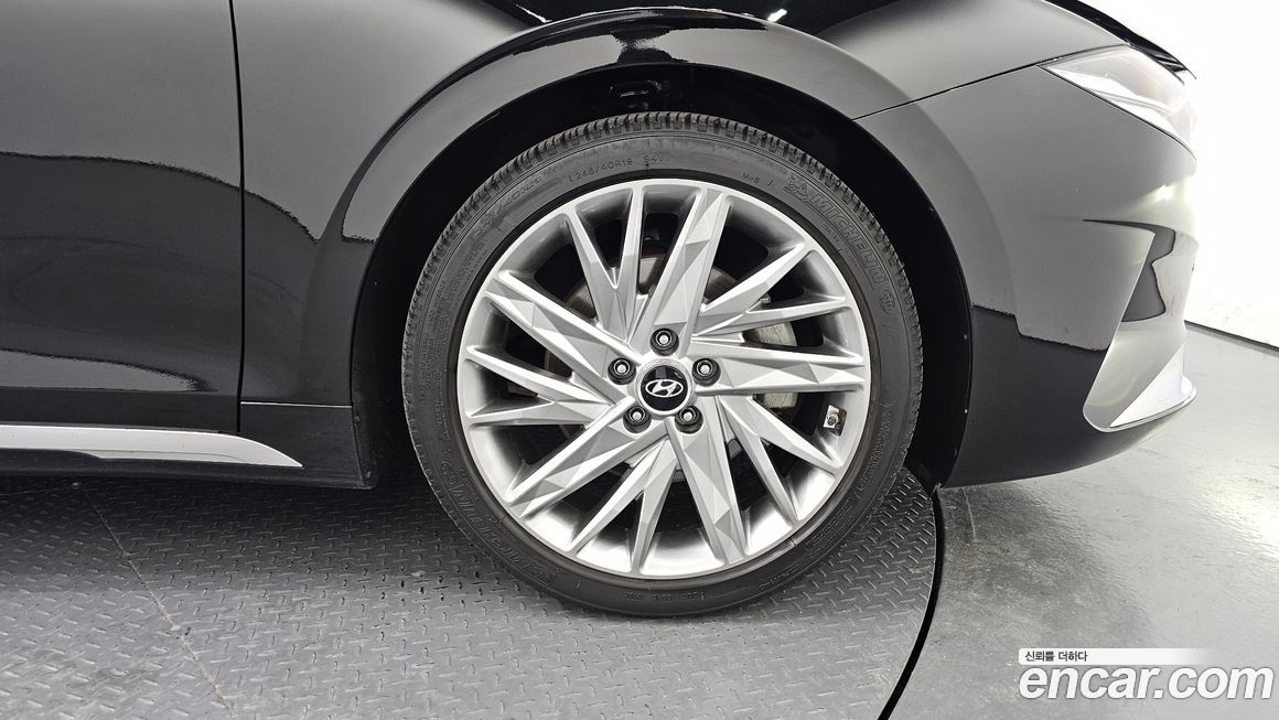 Hyundai Grandeur 2020