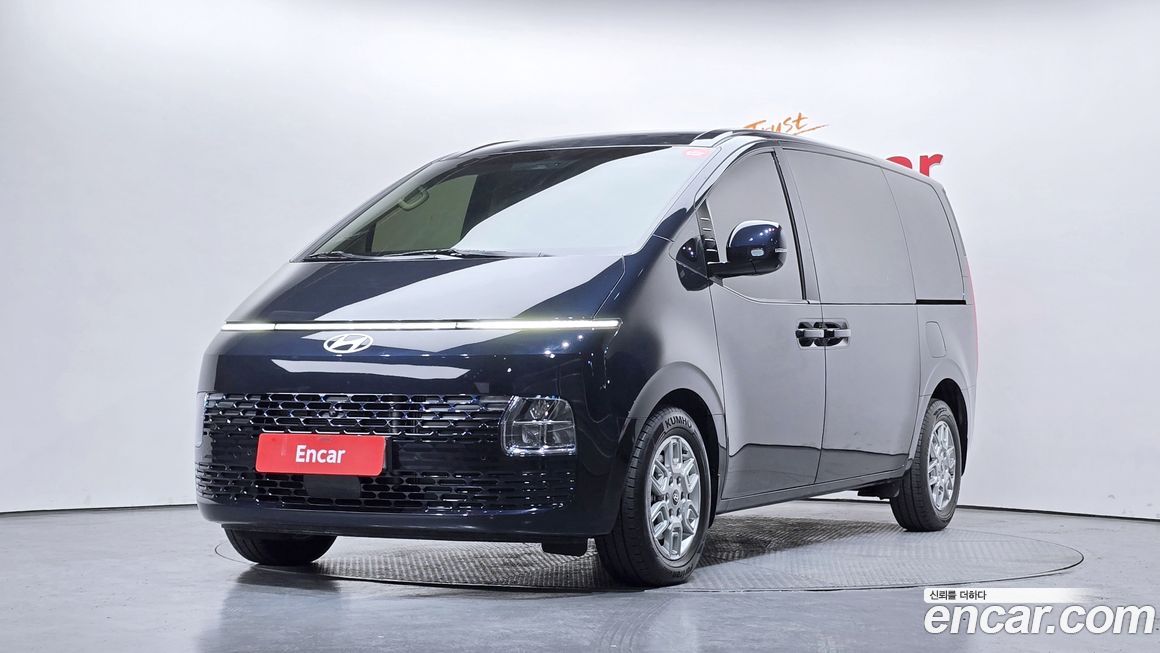 Hyundai Staria 2025
