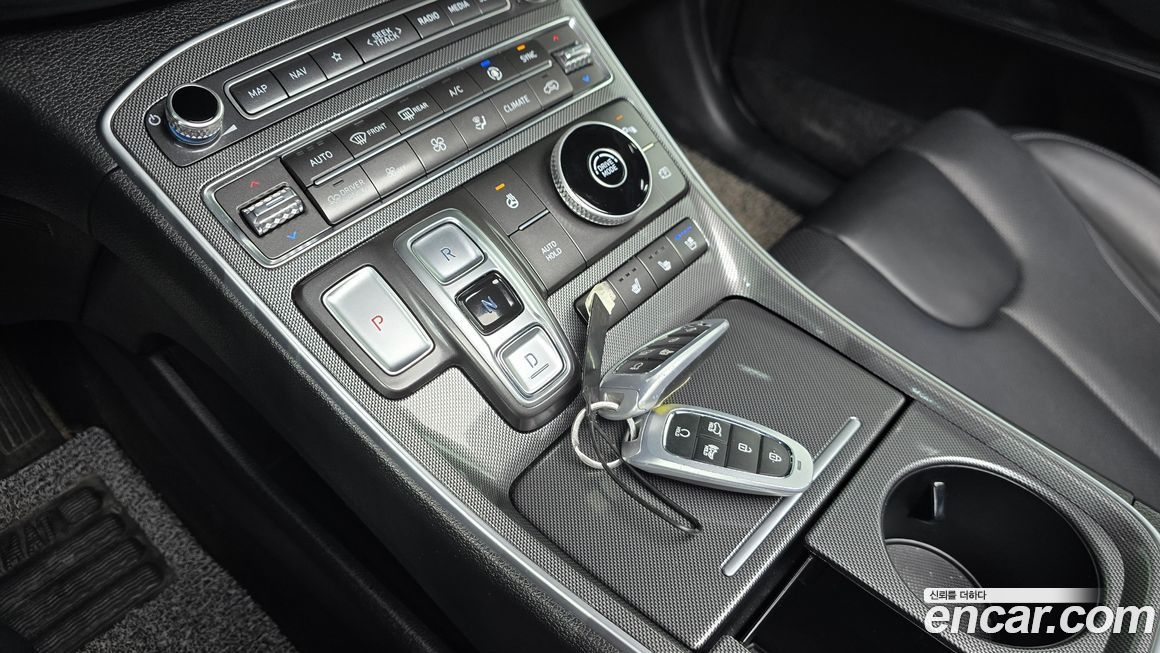 Hyundai Santafe 2022