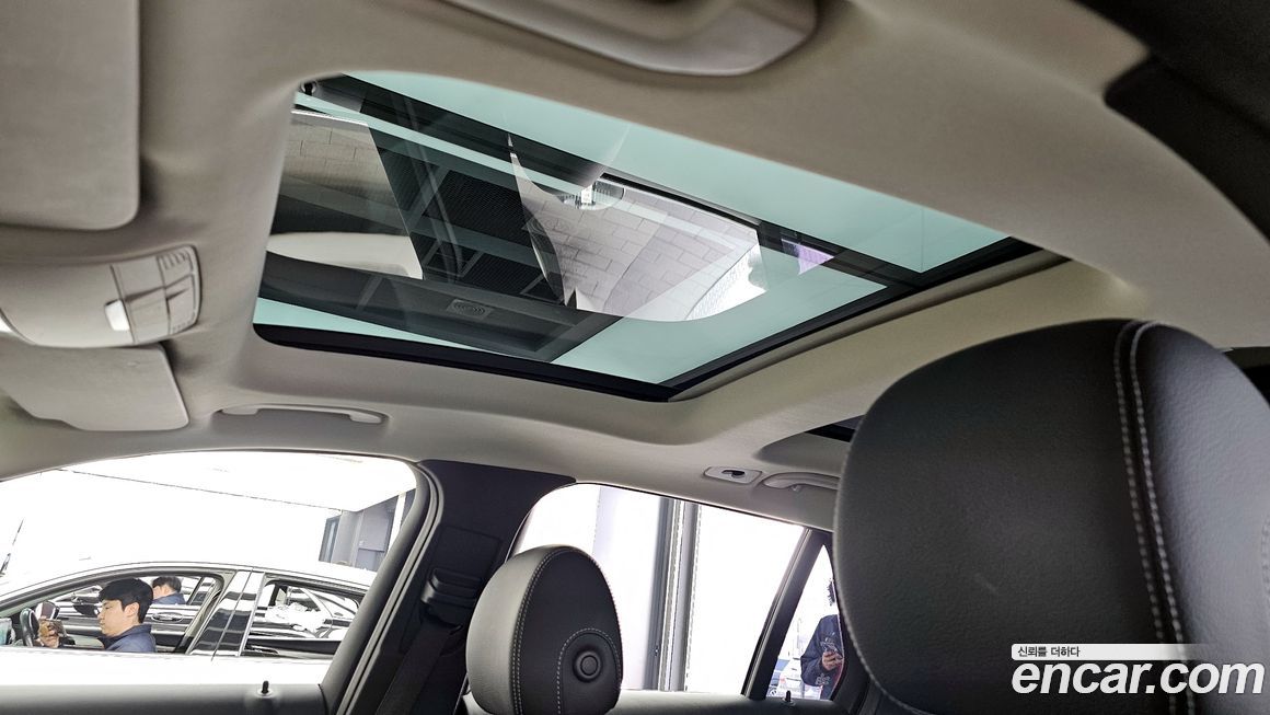 Mercedes-Benz GLC-Class 2019