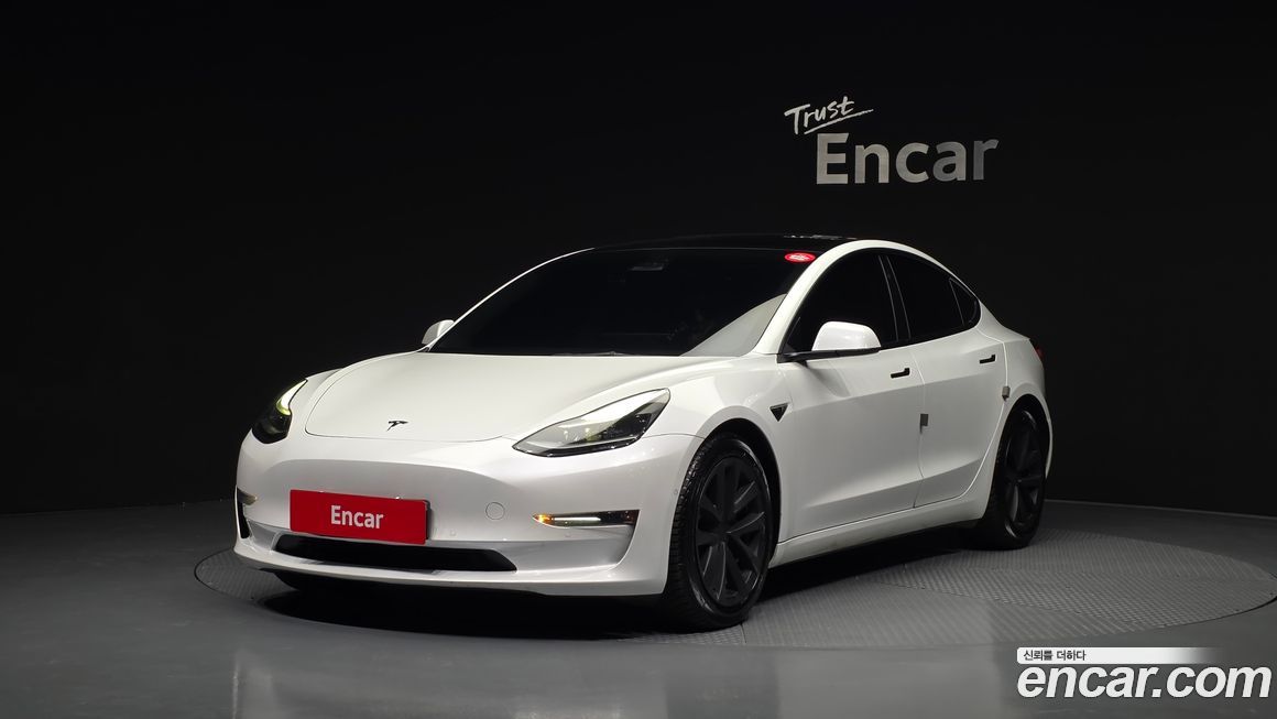 Tesla Model 3 2022