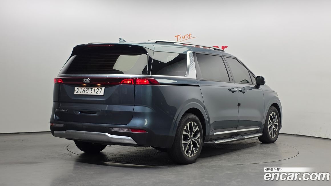 Kia Canival 2021