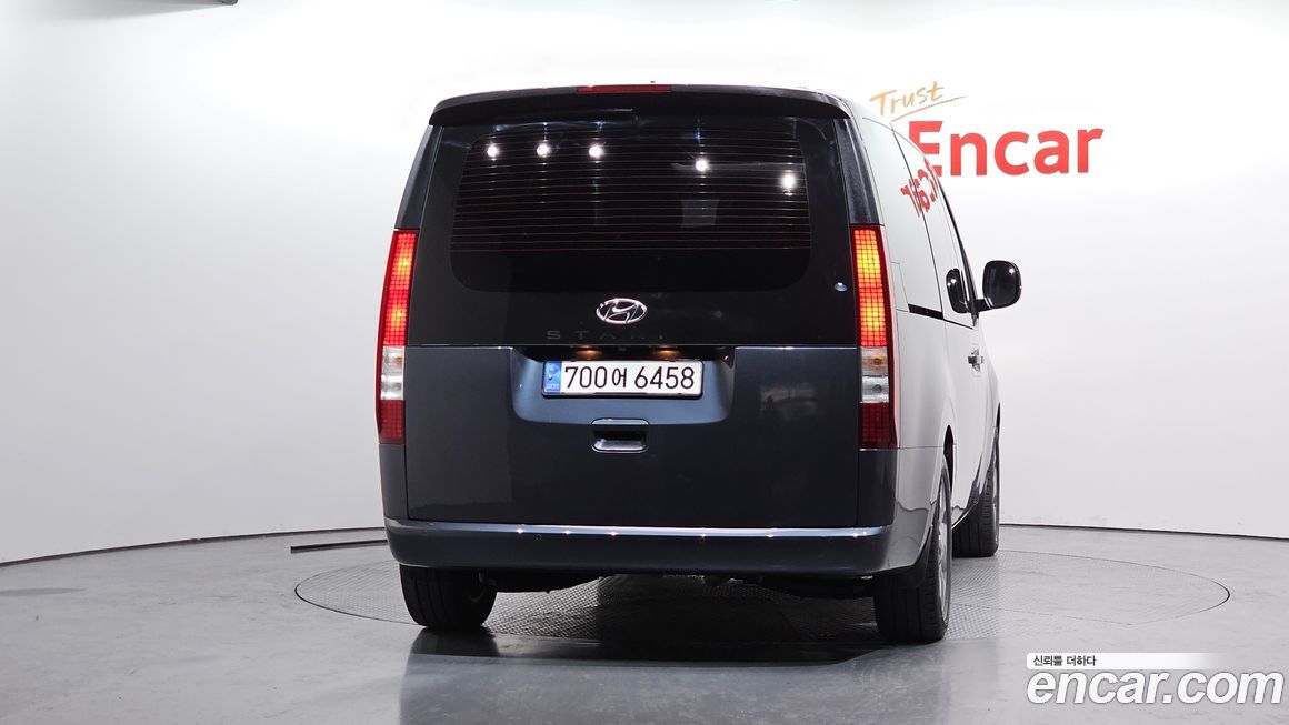 Hyundai Staria 2023